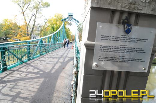 Most Groszowy przejdzie remont. Konieczne będzie usunięcie kłódek zakochanych