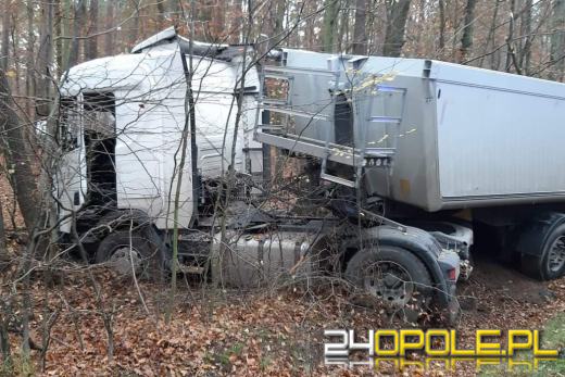 Zderzenie samochodu osobowego z ciężarówką w powiecie brzeskim