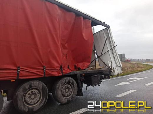 Zderzenie dwóch samochodów ciężarowych w Olszowej