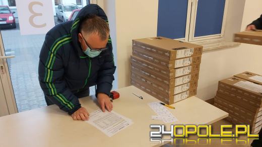 800 komputerów Lenovo pojechało do szkół podstawowych Aglomeracji Opolskiej
