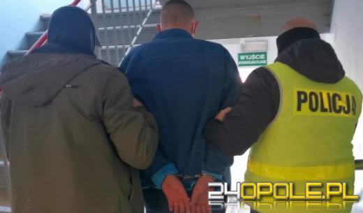 Włamywali się do samochodów po elektronarzędzia, a nawet na plebanie