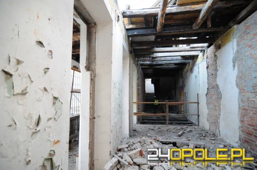 Pałacyk na Sempołowskiej odzyska swój blask, jak wygląda teraz? 