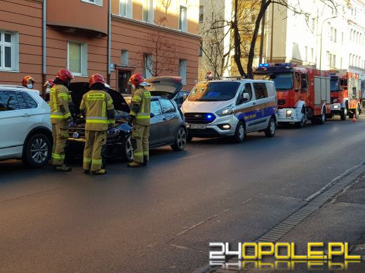 72-letni kierowca zawracał na 1-Maja. Uderzył w niego kierowca Golfa