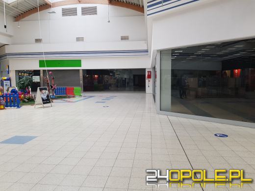 "Galeria Ozimska" już bez Tesco. Najemcy również uciekają 