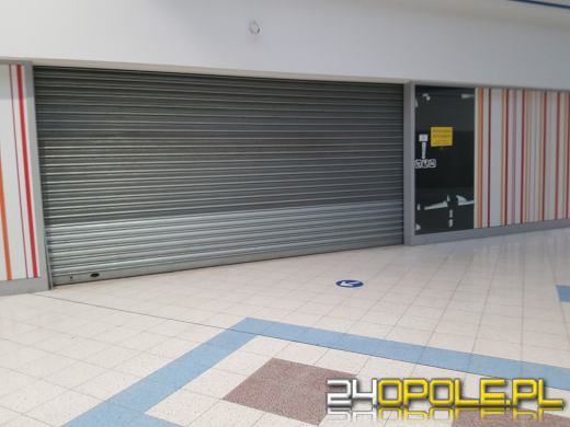 "Galeria Ozimska" już bez Tesco. Najemcy również uciekają 