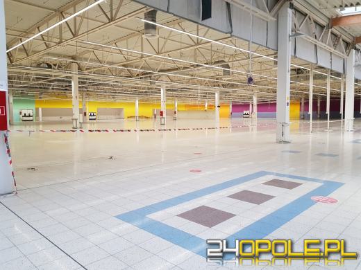 "Galeria Ozimska" już bez Tesco. Najemcy również uciekają 