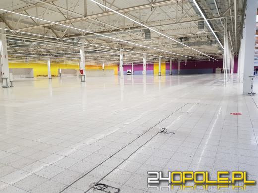 "Galeria Ozimska" już bez Tesco. Najemcy również uciekają 