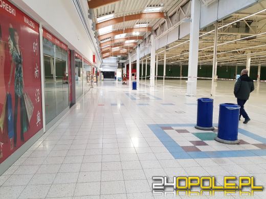 "Galeria Ozimska" już bez Tesco. Najemcy również uciekają 