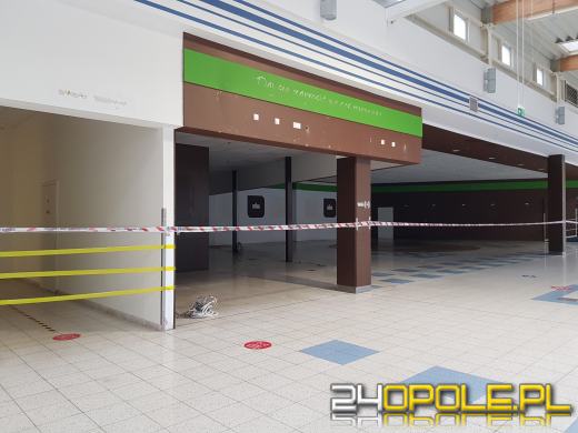 "Galeria Ozimska" już bez Tesco. Najemcy również uciekają 