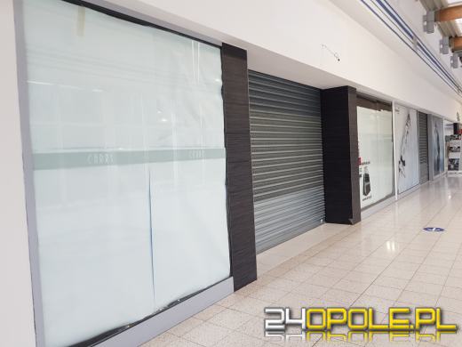 "Galeria Ozimska" już bez Tesco. Najemcy również uciekają 