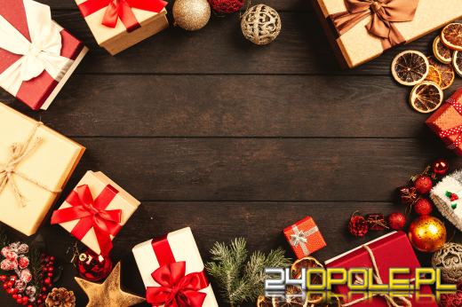 Łatwe pomysły na dekoracje bożonarodzeniowe, które pomogą Ci rozświetlić Twój dom