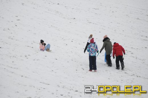 Dzieci doczekały się zimy! Park AK pełen śnieżnych bałwanów