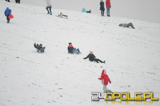 Dzieci doczekały się zimy! Park AK pełen śnieżnych bałwanów