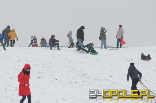 Dzieci doczekały się zimy! Park AK pełen śnieżnych bałwanów