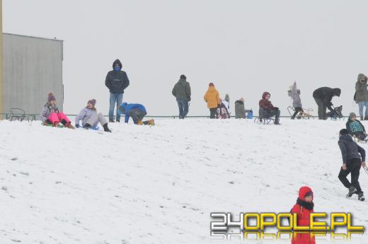 Dzieci doczekały się zimy! Park AK pełen śnieżnych bałwanów