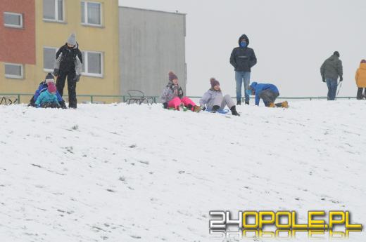 Dzieci doczekały się zimy! Park AK pełen śnieżnych bałwanów