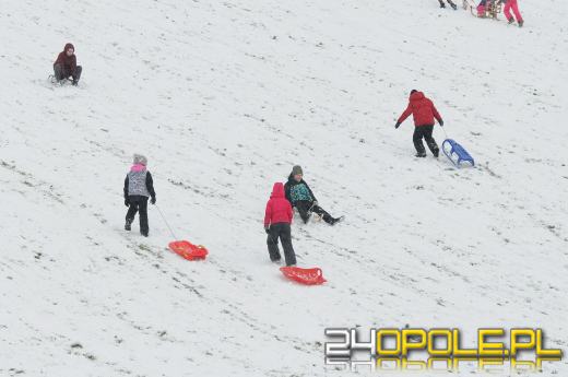 Dzieci doczekały się zimy! Park AK pełen śnieżnych bałwanów