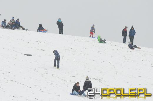 Dzieci doczekały się zimy! Park AK pełen śnieżnych bałwanów
