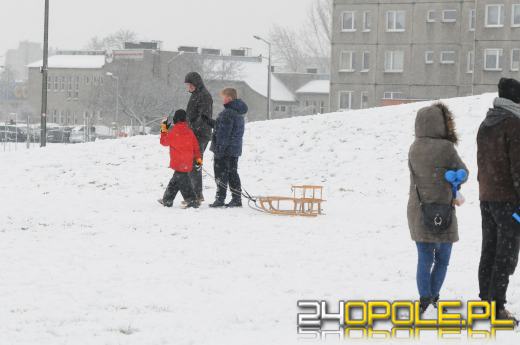 Dzieci doczekały się zimy! Park AK pełen śnieżnych bałwanów
