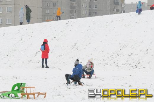 Dzieci doczekały się zimy! Park AK pełen śnieżnych bałwanów