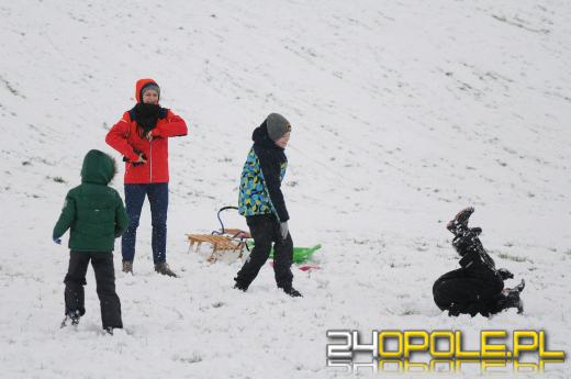 Dzieci doczekały się zimy! Park AK pełen śnieżnych bałwanów