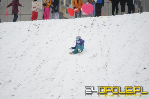 Dzieci doczekały się zimy! Park AK pełen śnieżnych bałwanów