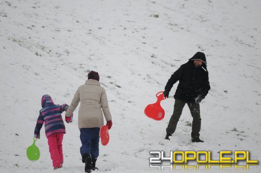 Dzieci doczekały się zimy! Park AK pełen śnieżnych bałwanów