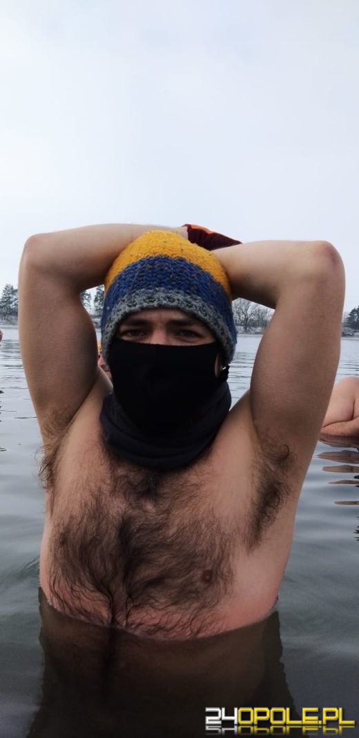 Fani morsowania doczekali się lodu na kąpielisku Bolko