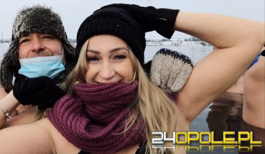 Fani morsowania doczekali się lodu na kąpielisku Bolko