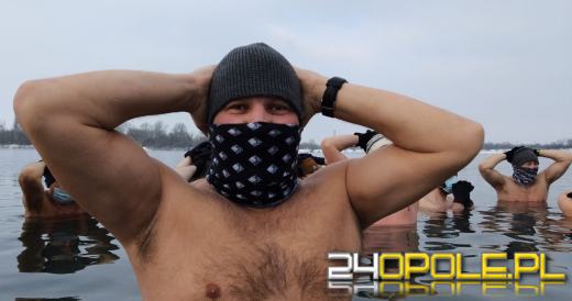 Fani morsowania doczekali się lodu na kąpielisku Bolko