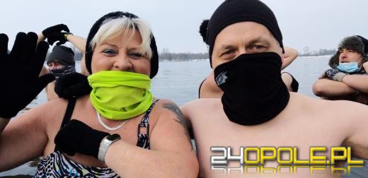 Fani morsowania doczekali się lodu na kąpielisku Bolko