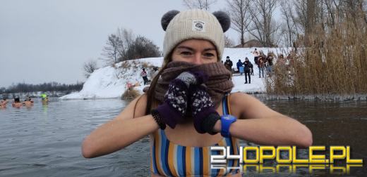 Fani morsowania doczekali się lodu na kąpielisku Bolko