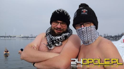 Fani morsowania doczekali się lodu na kąpielisku Bolko