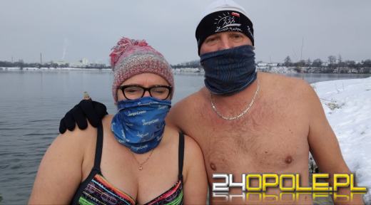Fani morsowania doczekali się lodu na kąpielisku Bolko