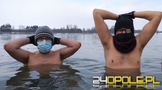 Fani morsowania doczekali się lodu na kąpielisku Bolko