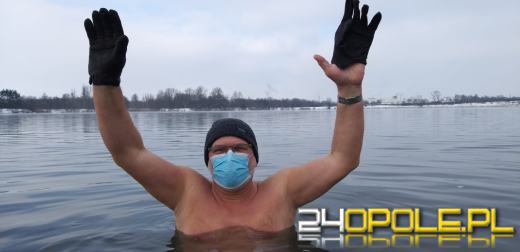 Fani morsowania doczekali się lodu na kąpielisku Bolko