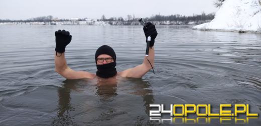 Fani morsowania doczekali się lodu na kąpielisku Bolko