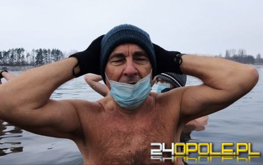 Fani morsowania doczekali się lodu na kąpielisku Bolko