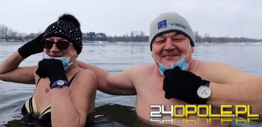 Fani morsowania doczekali się lodu na kąpielisku Bolko