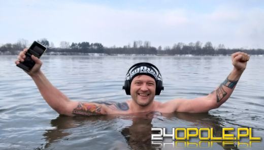 Fani morsowania doczekali się lodu na kąpielisku Bolko