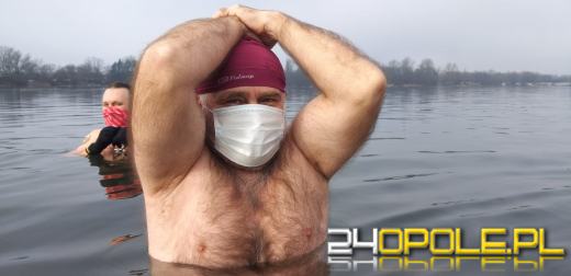 Kąpielisko Bolko przyciąga coraz więcej morsujących