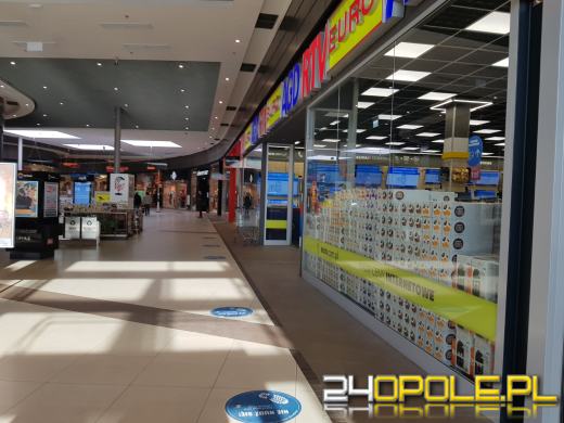 Sklepy w galeriach otwarte. Opolanie ruszyli na zakupy