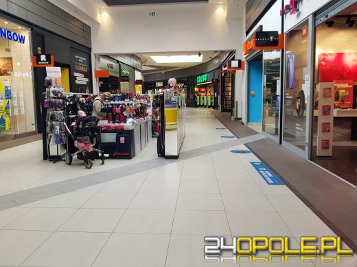 Sklepy w galeriach otwarte. Opolanie ruszyli na zakupy