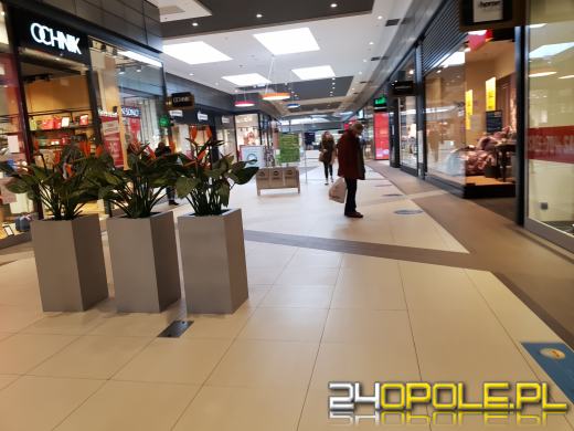 Sklepy w galeriach otwarte. Opolanie ruszyli na zakupy