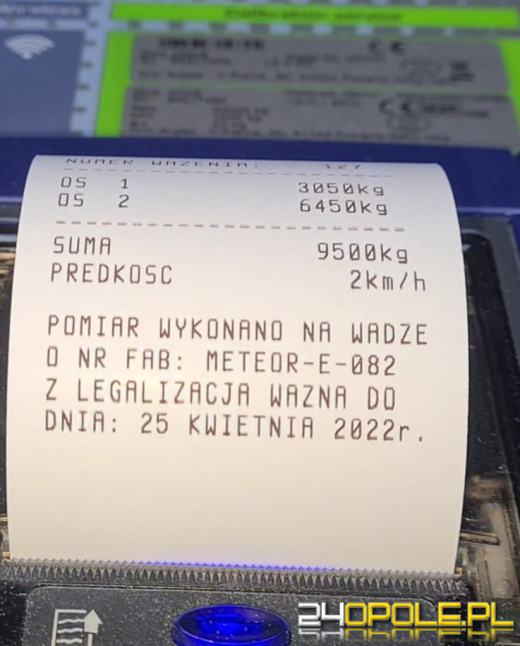 WITD zatrzymał do kontroli busa. Pojazd ważył aż 9,5 tony