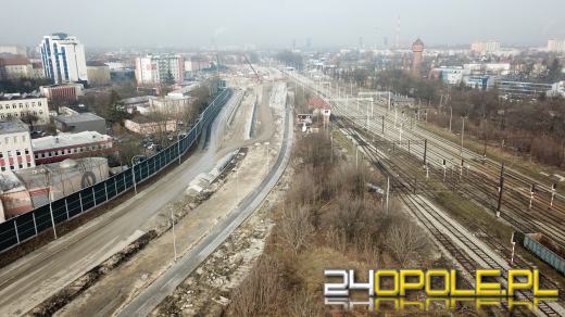 Ogrom pracy przy budowie Centrum Przesiadkowego Opole Wschodnie. Widać efekty