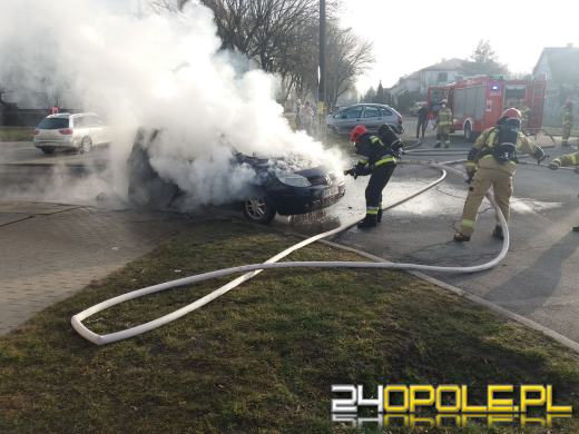 Pożar samochodu na ulicy Kieleckiej w Opolu