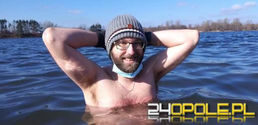 Wyszło słońce. Jedni wybierają wspólne spacery, oni nadal morsują