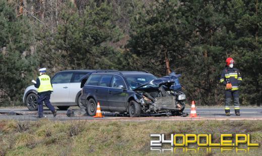 Kolizja na obwodnicy miasta. 59-latka zajechała drogę, "myślała że zdąży"