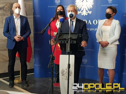 Zastał Opolszczyznę drewnianą, oddaje murowaną. Adrian Czubak podsumował 5 lat działań